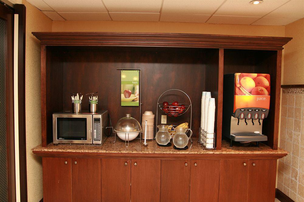 Hampton Inn & Suites Alexandria Old Town Area South Exteriör bild