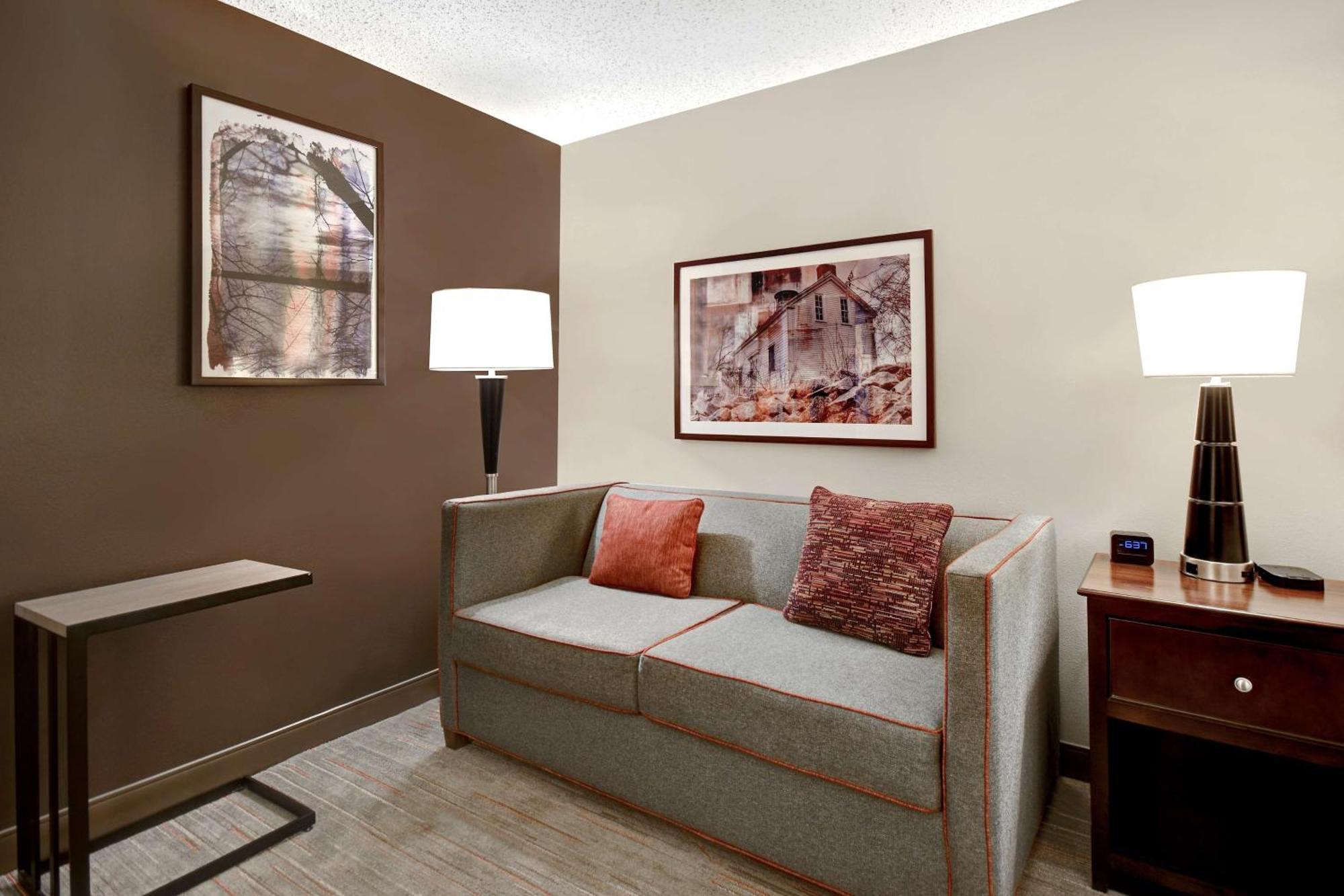 Hampton Inn & Suites Alexandria Old Town Area South Exteriör bild