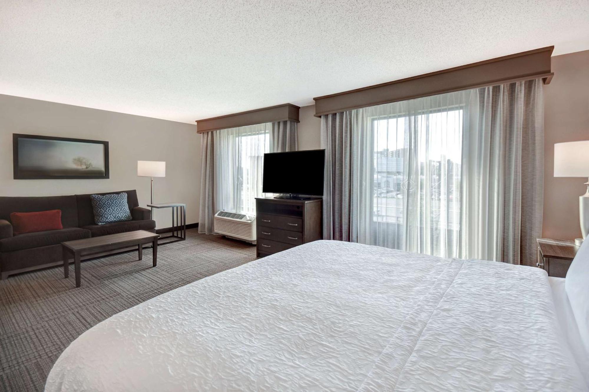 Hampton Inn & Suites Alexandria Old Town Area South Exteriör bild