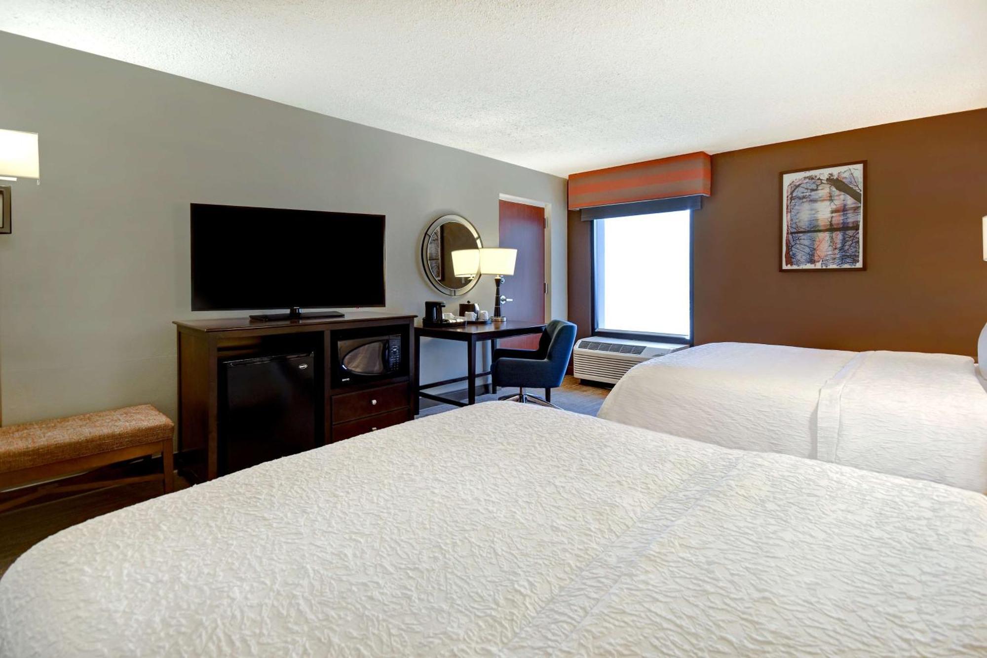Hampton Inn & Suites Alexandria Old Town Area South Exteriör bild
