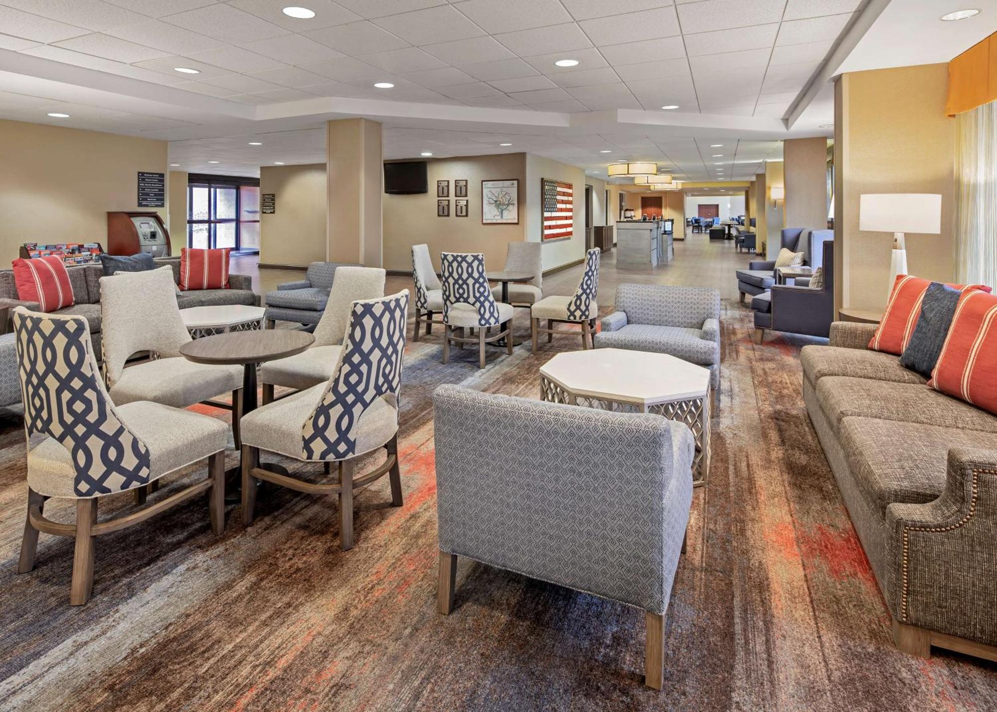 Hampton Inn & Suites Alexandria Old Town Area South Exteriör bild